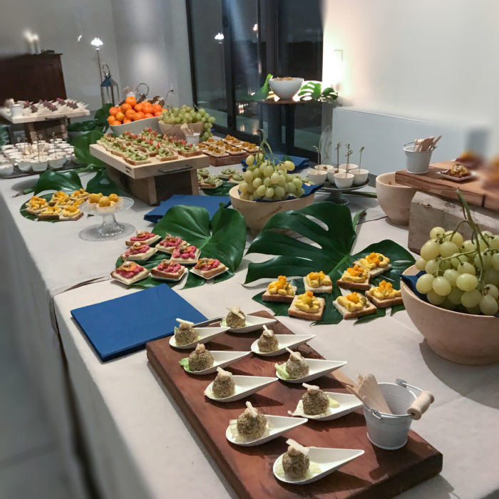 Akasa buffet